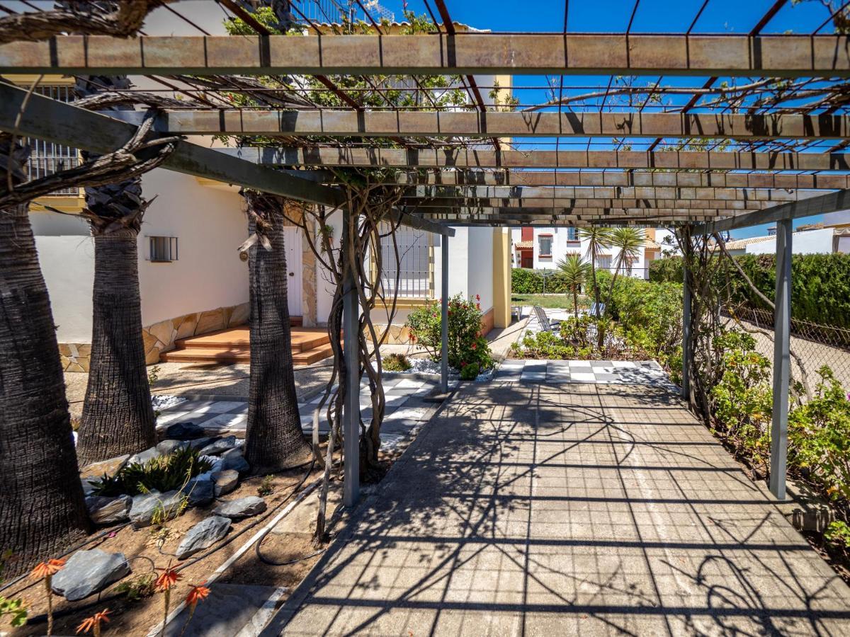 Chalet Sol Y Mar By H Isla Canela Buitenkant foto